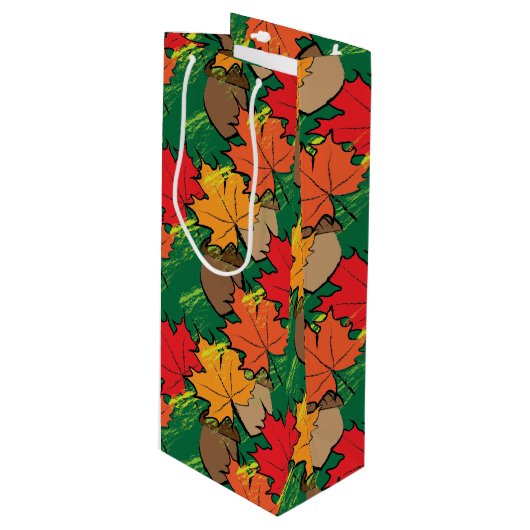 Acorne und Blätter III Geschenktüte Für Weinflaschen (Vorderseite Schrägansicht)