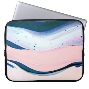 Acryl, Farbe, abstrakt. Nahaufnahme des Gemäldes. Laptopschutzhülle