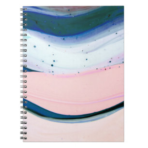 Acryl, Farbe, abstrakt. Schließen des Gemäldes. Notizblock