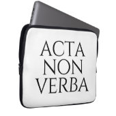 Acta Non Verba Laptopschutzhülle (Vorne Rechts)