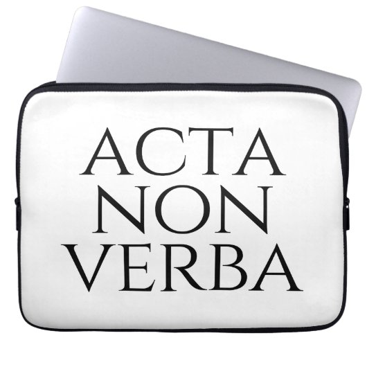 Acta Non Verba Laptopschutzhülle (Vorderseite)