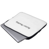 Action Over Anxiety Minimalist Laptop Sleeve (Vorne Knopf)