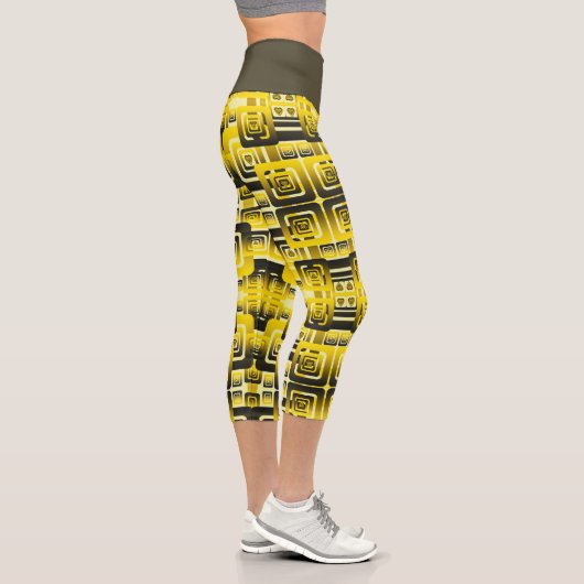 Activate My Heart Pattern Capri Leggings (Rechts)