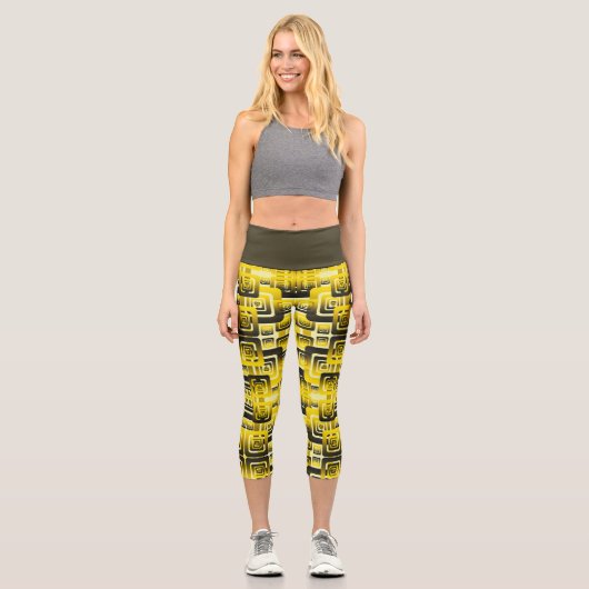 Activate My Heart Pattern Capri Leggings (Vorderseite)