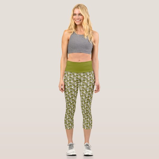 Activate My Heart Pattern Silver Capri Leggings (Vorderseite)