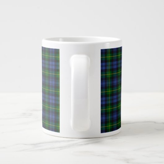 Adam Clan Abzeichen & Tartan Jumbo Tasse (Rückseite)