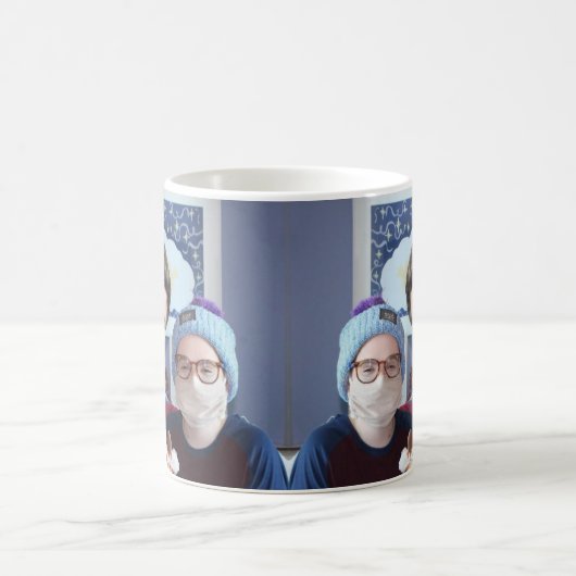 Adam Devine u. Breanna Tasse (Mittel)