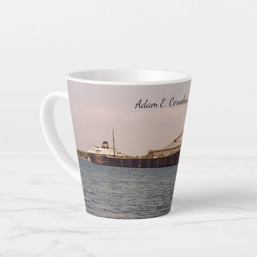 Adam E. Cornelius latte Tasse (Linke Ecke)