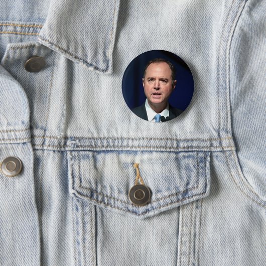 Adam Schiff Button (Beispiel)