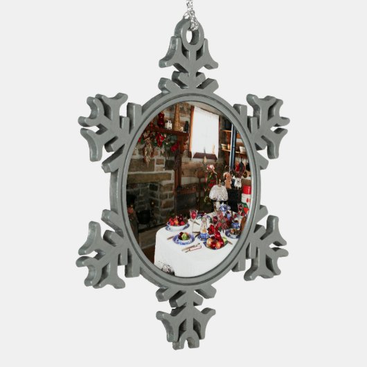 addieren Sie Ihr Fotos hbvm Schneeflocken Zinn-Ornament (Links)