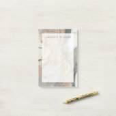 Addieren Sie Ihr Namens| addieren Ihr goldenes Post-it Klebezettel (Auf Schreibtisch)