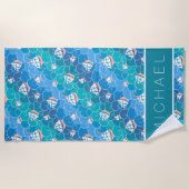 Addieren Sie Ihr Namens| felsiges Seemuster Strandtuch (Vorderseite)