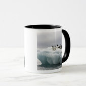 Adelie Penguin Pygoscelis adeliae), Tasse (VorderseiteRechts)