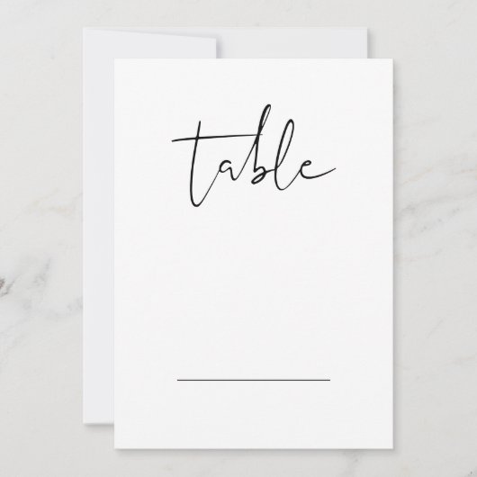 ADELLA Moderne minimale Hochzeitstorte-Tischnummer Einladung (Vorderseite)