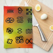Adinkra Symbole mit afrikanischen Farben Geschirrtuch (Viertel Falte)