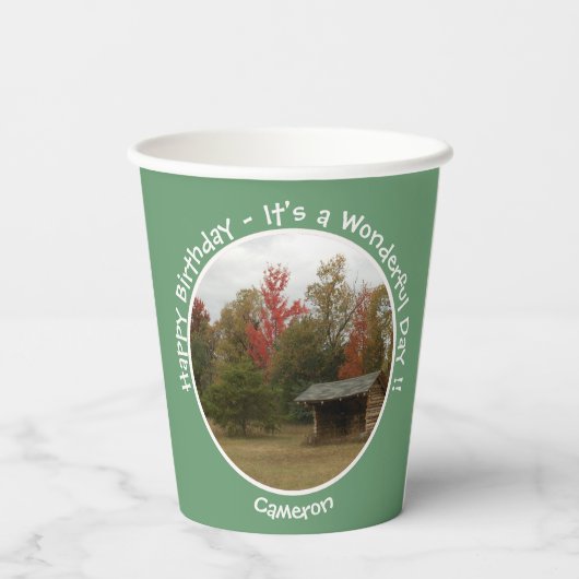 Adirondack Lean to im Herbst Artikel der Geburtsta Pappbecher (Rückseite)