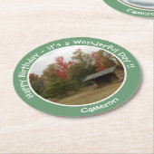 Adirondack Lean to im Herbst Artikel der Geburtsta Runder Pappuntersetzer (Angewinkelt)