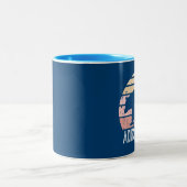 Adirondacks Retro Bär Zweifarbige Tasse (Mittel)