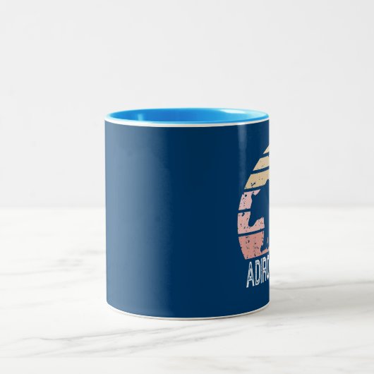 Adirondacks Retro Bär Zweifarbige Tasse (Mittel)