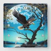 Adler auf Baumzweig unter Vollmond Quadratische Wanduhr (Vorderseite)