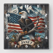 Adler auf Zweig mit Flagge Quadratische Wanduhr (Vorderseite)