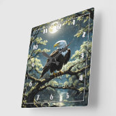 Adler auf Zweig unter dem Moonlit Himmel Quadratische Wanduhr (Winkel)