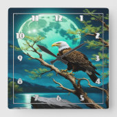 Adler auf Zweig unter Vollmondlicht Quadratische Wanduhr (Vorderseite)