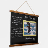 Adler, der mit Eis über den Ozean fliegt Wandteppich Mit Holzrahmen (Gewinkelt)