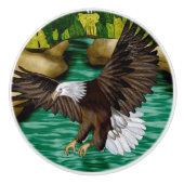 Adler, der über Fluss und Gebirge fliegt Personali Keramikknauf (Vorderseite)