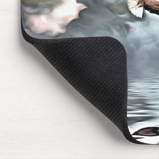 Adler fliegt über der Wasseroberfläche Mousepad (Ecke)