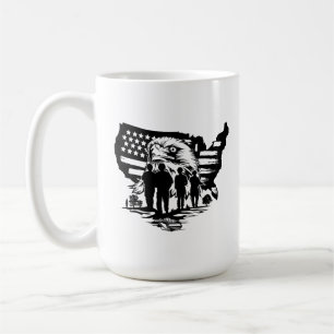 Adler mit amerikanischer Fahne und Soldaten Tasse