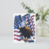Adler mit amerikanischer Flagge Postkarte (Stehend Vorderseite)