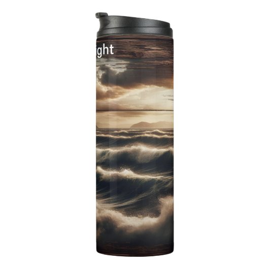 Adler oberhalb Stormy Sunset Sees Thermosbecher (Nach rechts gedreht)