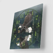Adler, Totem Pole & Forest Fantasy Art Clock Quadratische Wanduhr (Winkel)