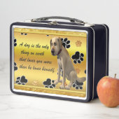 Adlige Hündin sitzt mit einem niedlichen Zitat Metall Brotdose (Beispiel)