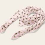 Adlige Mops Welpen auf rosa Hintergrundmuster Schal<br><div class="desc">Dieses personalisierte Design ist das ideale Geschenk für den Liebhaber des Mops in Ihrem Leben,  fügen Sie ihren Namen oder den Namen ihres Haustieres für ein einmaliges Geschenk hinzu.</div>