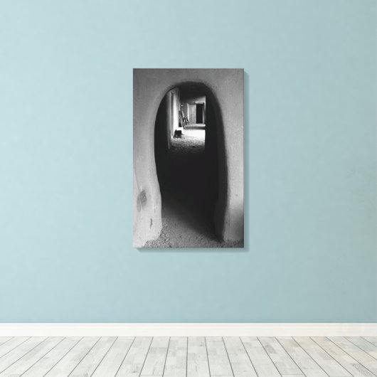 Adobe Doorway Architecture Black & White Foto Leinwanddruck (Insitu (Holzboden))