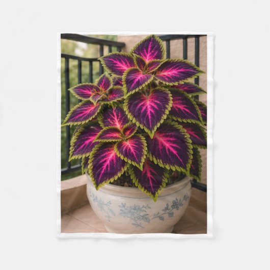 ADOM Lila Coleus Topfpflanze-Decke Fleecedecke (Vorderseite)