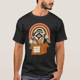Adoptiere eine verbotene Katze Waschbär Sommer Reg T-Shirt