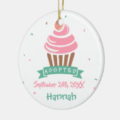 Adoptiert Cupcake - Individuelle Name Datum Keramikornament (Links)