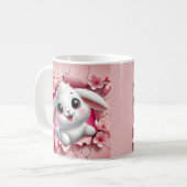 Adorable 3D-Kaninchen, die durch die Blütenpracht  Kaffeetasse (Vorderseite Links)