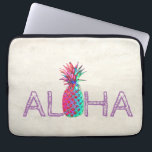 Adorable Aloha Hawaiian Ananas Laptopschutzhülle<br><div class="desc">Adorable Aloha hawaiianische Ananas.</div>