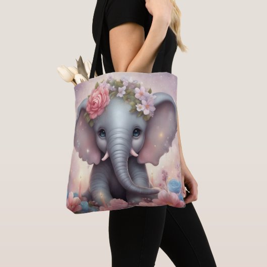 Adorable Baby Elephant mit Blume Tasche (Von Nahem)