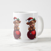 adorable baby highland cow sitting Jumbo-Tasse (Vorderseite Rechts)
