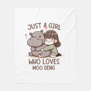 Adorable Baby Hippo, Jus A Girl, der Moo Deng Lieb Fleecedecke
