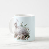 Adorable Baby Peacock & Blume: Naturgenuss Kaffeetasse (Vorderseite Links)