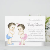 Adorable Babys Pink und Blue Twin Baby Dusche Einladung (Stehend Vorderseite)