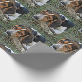Adorable Beagle Chewing A Bone Geschenkpapier (Ecke)