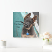 Adorable Blue German Shepherd Puppy Quadratische Wanduhr (Zuhause)
