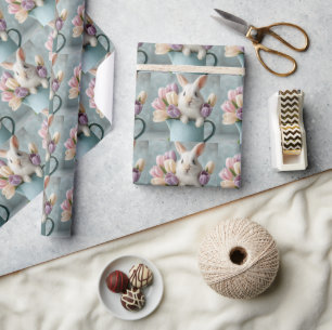 Adorable Bunny Peeking von einem Pitcher des Tulip Geschenkpapier